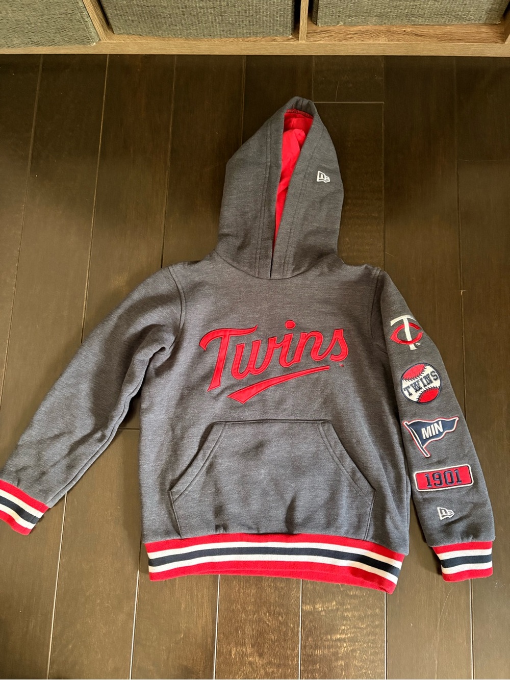 MN Twins Youth M Sweatshirt